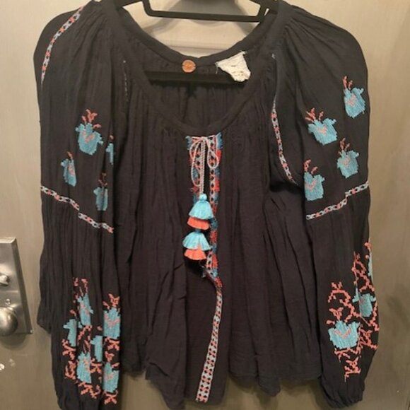 Free People Marishka Peasant Blouse in black - Picture 11 of 16